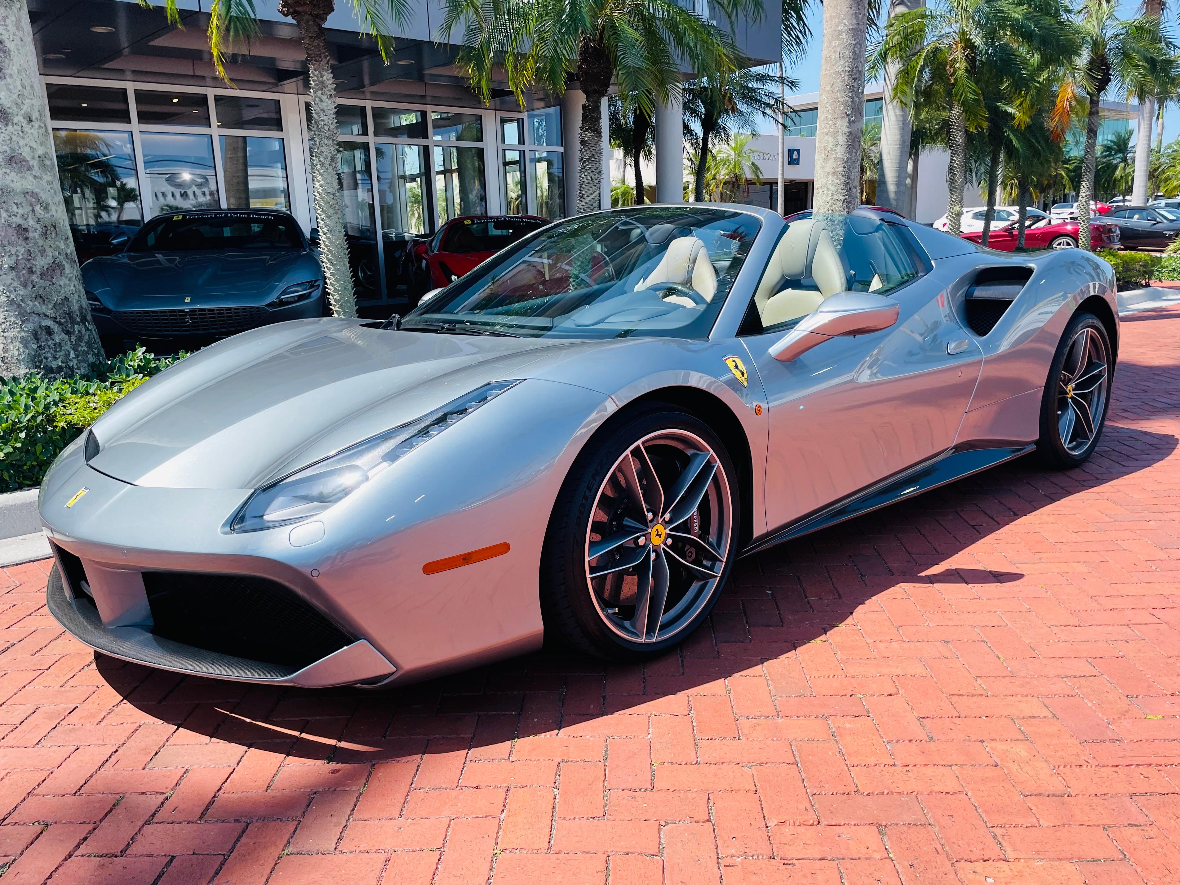 Ferrari 488 GTS